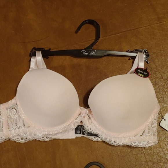 3 NWT Rene Rofe bras size 34B - Picture 2 of 12